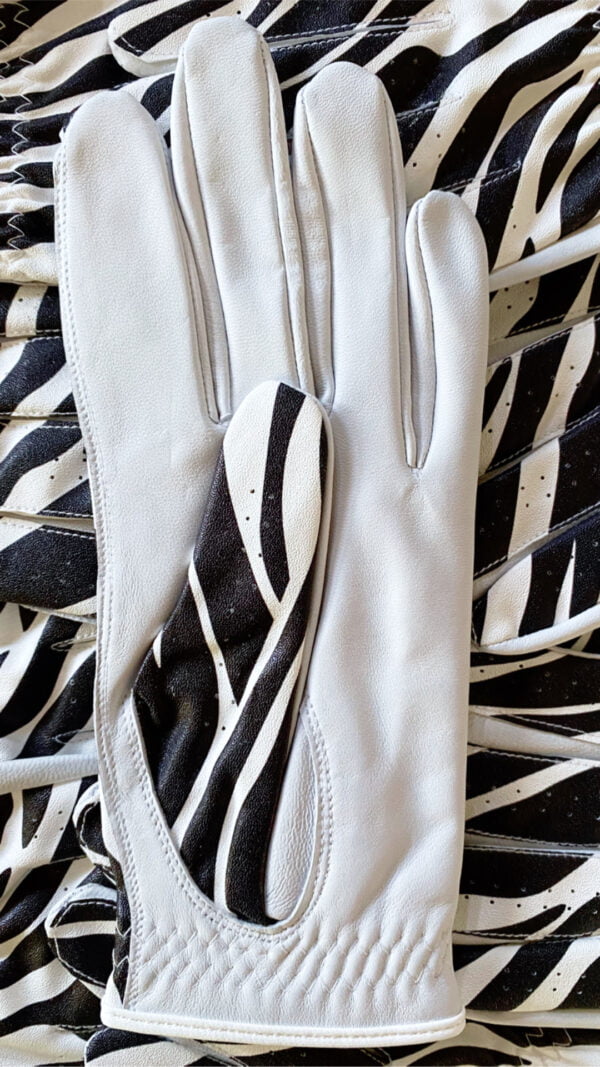Ladies Zebra Print LH Golf Glove - Image 3